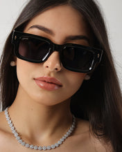 Cargar imagen en el visor de la galería, VANGUARD / NEGRO-NEGRO
